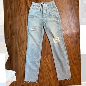 Madewell high waisted light wash “The Mom Jean” new with tags